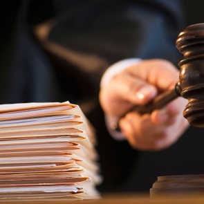 Житель края не хотел отдавать другу долг и наврал о потерянном паспорте. Вычислили по почерку на расписке