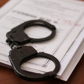 В Емельяновском районе отец несколько лет насиловал двоих детей. Он все снимал на видео и выкладывал в интернет