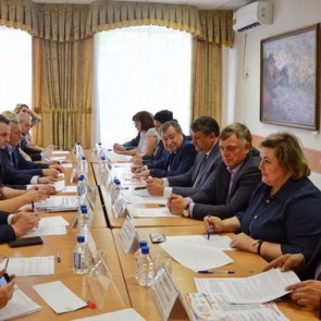 «Ачинским рекам – чистые берега»: расширенный Совет Главы Ачинска одобрил план работ по очистке малых рек