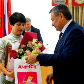 22 года трудовой деятельности на благо ачинцев: Елена Юшина покидает пост руководителя управления социальной защиты администрации Ачинска