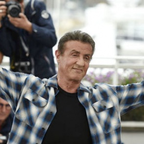 Сталлоне раскритиковали за слишком дорогие фото с поклонниками