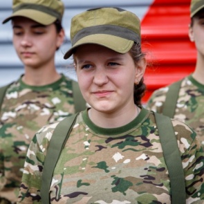 Студентка СФУ поехала под Тверь на раскопки и случайно нашла место захоронения своего прадедушки