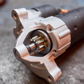 Автомобильный стартер: его роль, поломка и ремонт