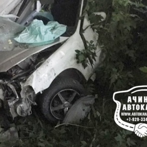 Пьяная автоледи врезалась в жилой дом в Ачинске