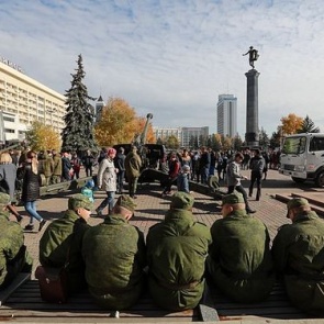 Ачинцев приглашают на краевую акцию «Военная служба по контракту в Вооруженных Силах Российской Федерации - Твой выбор!»