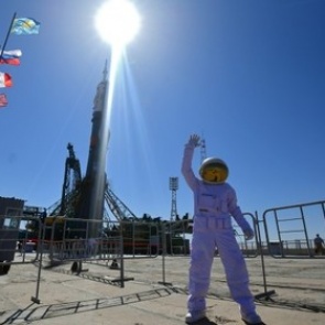 Заработки российских космонавтов и американских астронавтов в космосе сравнили