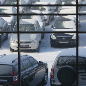 В России предложили запретить старые машины