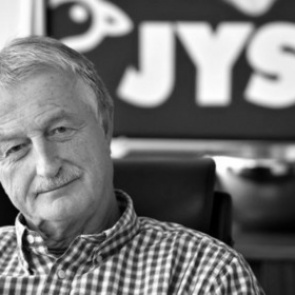 Умер один из богатейших людей Дании Ларс Ларсен