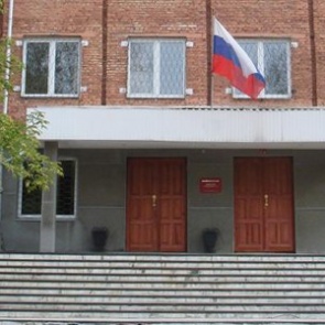 У ачинского депутата и его жены отобрали деньги и квартиру за сомнительную покупку недвижимости