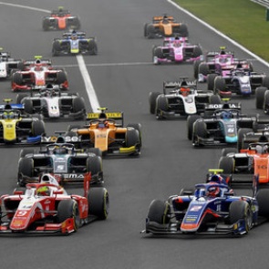 Авария на «Формуле-2» привела к смерти пилота