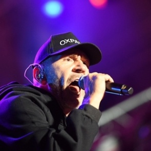 Шнуров отреагировал на выступление пьяного Билана