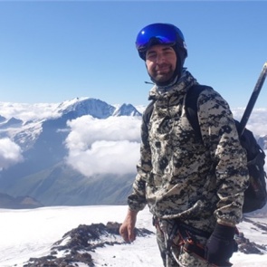 Красноярский полицейский покорил Эльбрус