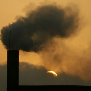 Россиян предупредили о росте тарифов ЖКХ из-за нового налога Чубайса