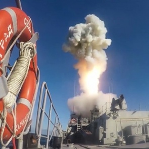 Стало известно о сбое с ракетой на учениях ядерной триады России