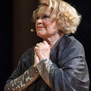 Актрису Валентину Талызину госпитализировали