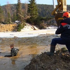 Красноярский Росприроднадзор не нашел ртути в реке Сейба после прорыва дамб в Курагинском районе