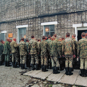 Дедовщину в российской армии объяснили