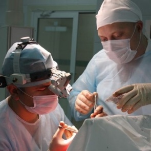 Красноярские врачи придумали по-новому закрывать отверстия черепа после операций на мозге