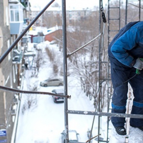«Заставить деньги работать»: спикер Законодательного Собрания одобрил единый «котел» для взносов на капремонт