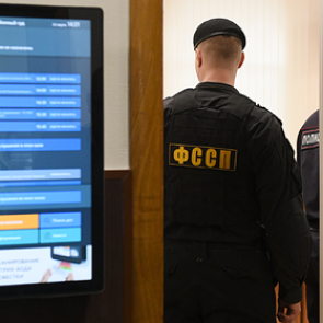 Приставы захотели получать данные россиян без спросу