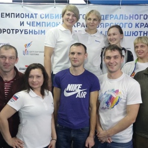 В Красноярске состоялся чемпионат по парашютному спорту в аэротрубе