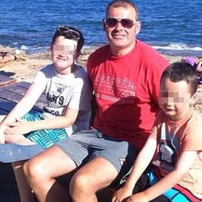 Победитель лотереи спустил деньги на проституток, убил детей и покончил с собой