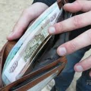 На севере Красноярского края хитрая начальница почты присвоила 430 тысяч рублей: грозит 6 лет колонии