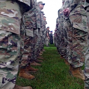 США решили перебросить тысячи солдат на Ближний Восток