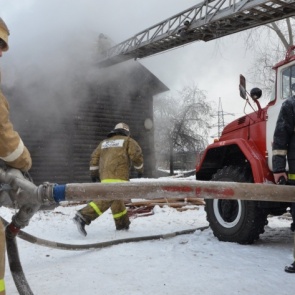 Чаще всего причиной гибели людей в пожарах становится неисправная техника и проводка