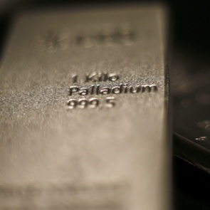 Редкий металл побил исторический рекорд