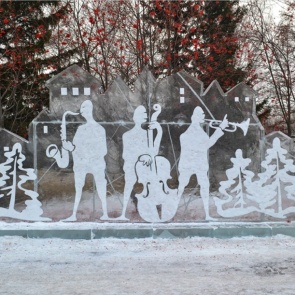 Красноярскую набережную Енисея превратили в «Парк льда и снега»