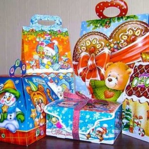 Управление социальной защиты приглашает за новогодними подарками «особенные» семьи