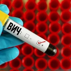 «На инструментах гепатит и ВИЧ»: красноярские специалисты рассказали об опасностях маникюра и педикюра