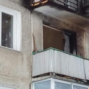 В Железногорске из-за попавшего на балкон фейерверка сгорела квартира пенсионерки