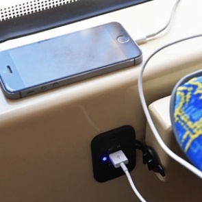 Перечислены опасности зарядки смартфона в общественных местах