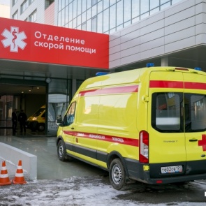 Житель Нидерландов скатился с горки в Красноярске и провел новогоднюю неделю в краевой больнице