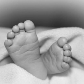 На мусоросортировочном заводе под Красноярском нашли тело новорожденной девочки