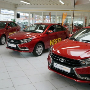 «Будем делать одни «Жигули». Автомобилям предсказали подорожание