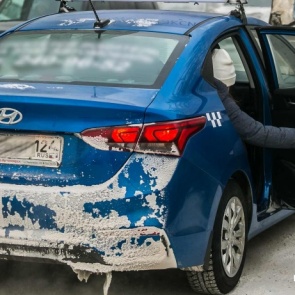 Пассажир опаивал таксистов дурманящим кофе и забирал самое ценное