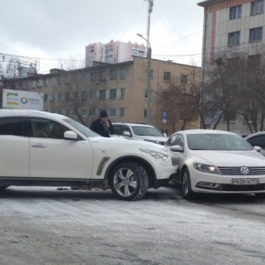 ОСАГО продолжает дешеветь: мы узнали, сколько будет стоить страховка в 2020 году