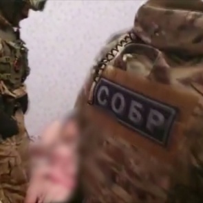 Силовики ворвались в порностудию в Покровке, пока там снимали видео с девочками 15–18 лет