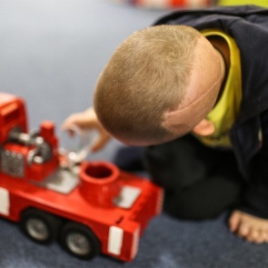 Маленькому красноярцу со злокачественной опухолью мозга собрали деньги на лечение