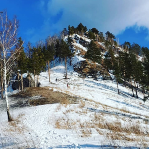 Туристка на Манской петле сломала обе ноги
