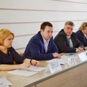 В Ачинске рассмотрели изменение в законодательстве о мерах обращения с безнадзорными животными