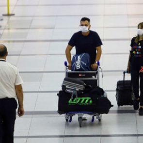 Аргентина закрыла границы из-за коронавируса