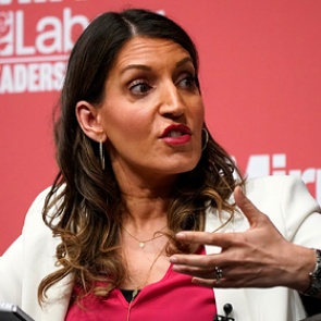 Врач рассказала о переполненной реанимации с молодыми больными коронавирусом