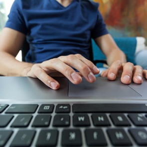 Pornhub зафиксировал феноменальный рост просмотра порно у россиян