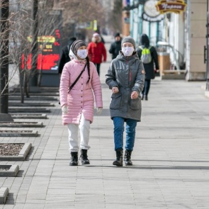 Жителям Красноярского края разъяснили правила выхода на улицу во время режима самоизоляции