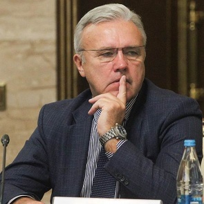 «Проблемы с коронавирусом бьют по людям»: Александр Усс перечислил меры поддержки жителей Красноярского края