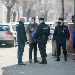 Студентов-юристов отправляют на помощь чиновникам штрафовать нарушителей режима самоизоляции